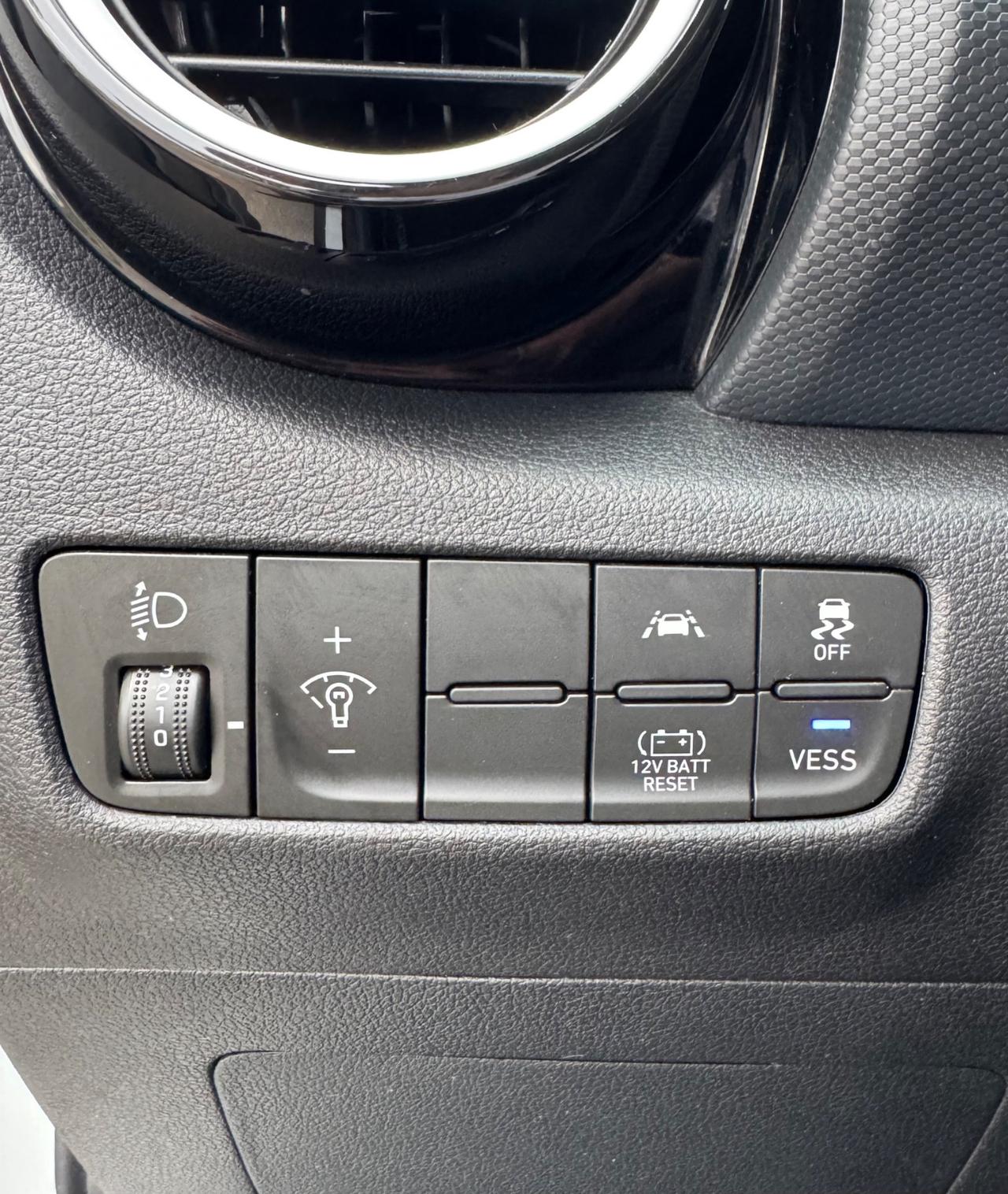 Hyundai Kona 1.6 Hybrid SOLO 63.000 CHILOMETRI