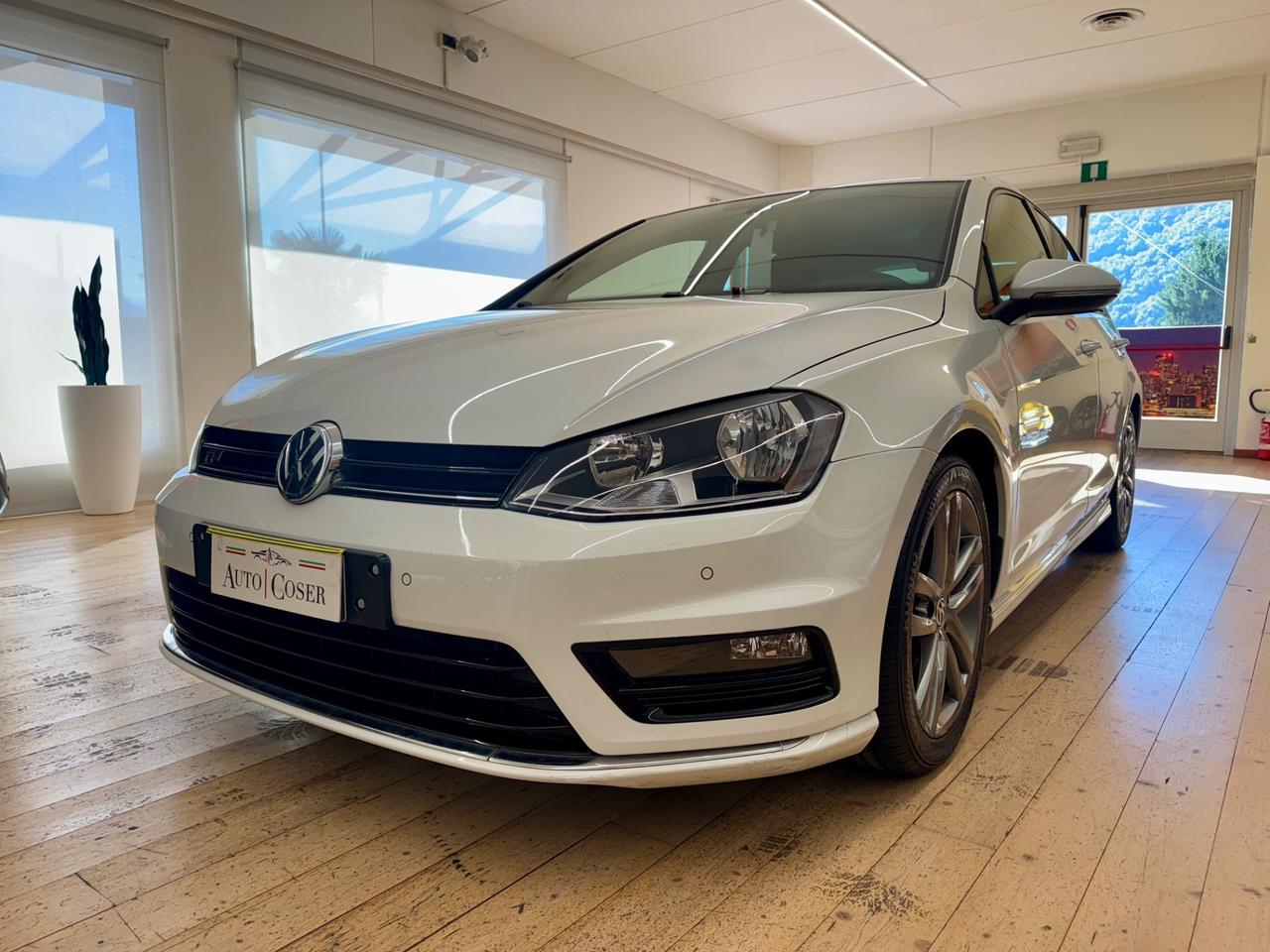 Volkswagen Golf R-LINE SPORT 150 CV