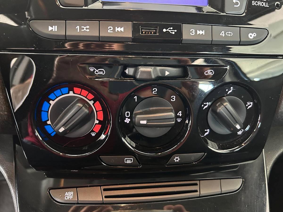 Lancia Ypsilon 1.0 FireFly 5 porte S&S Hybrid Ecochic Silver