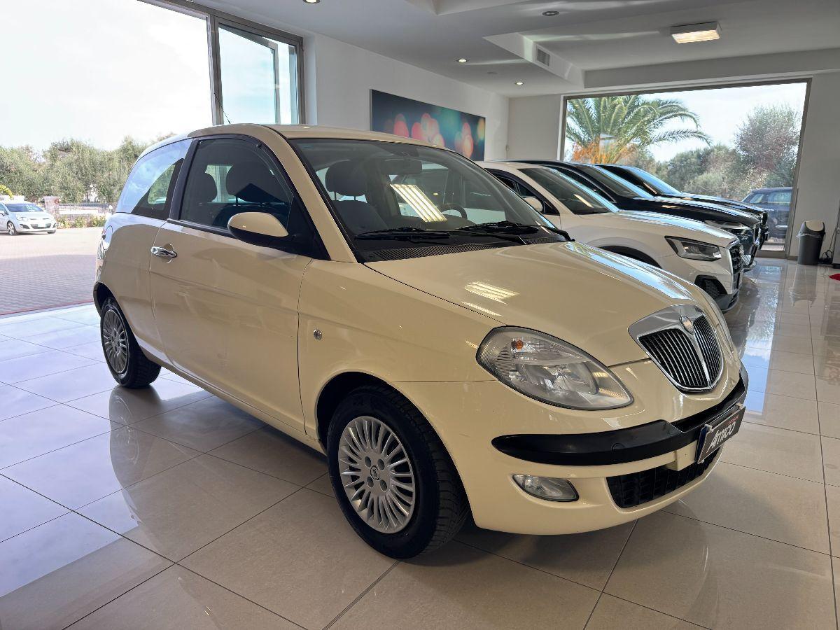 LANCIA - Ypsilon - 1.2 Benzina Neopatentati 100.000 Km