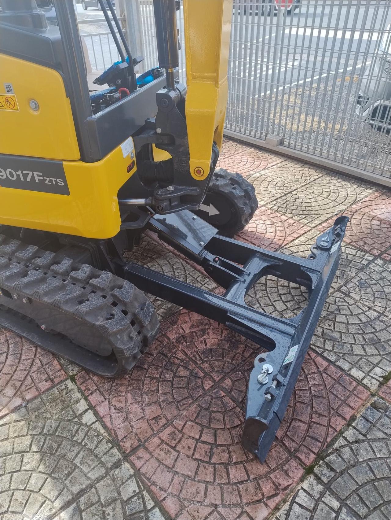 Escavatore Nuovo LiuGong 9017F (18 Quintali)