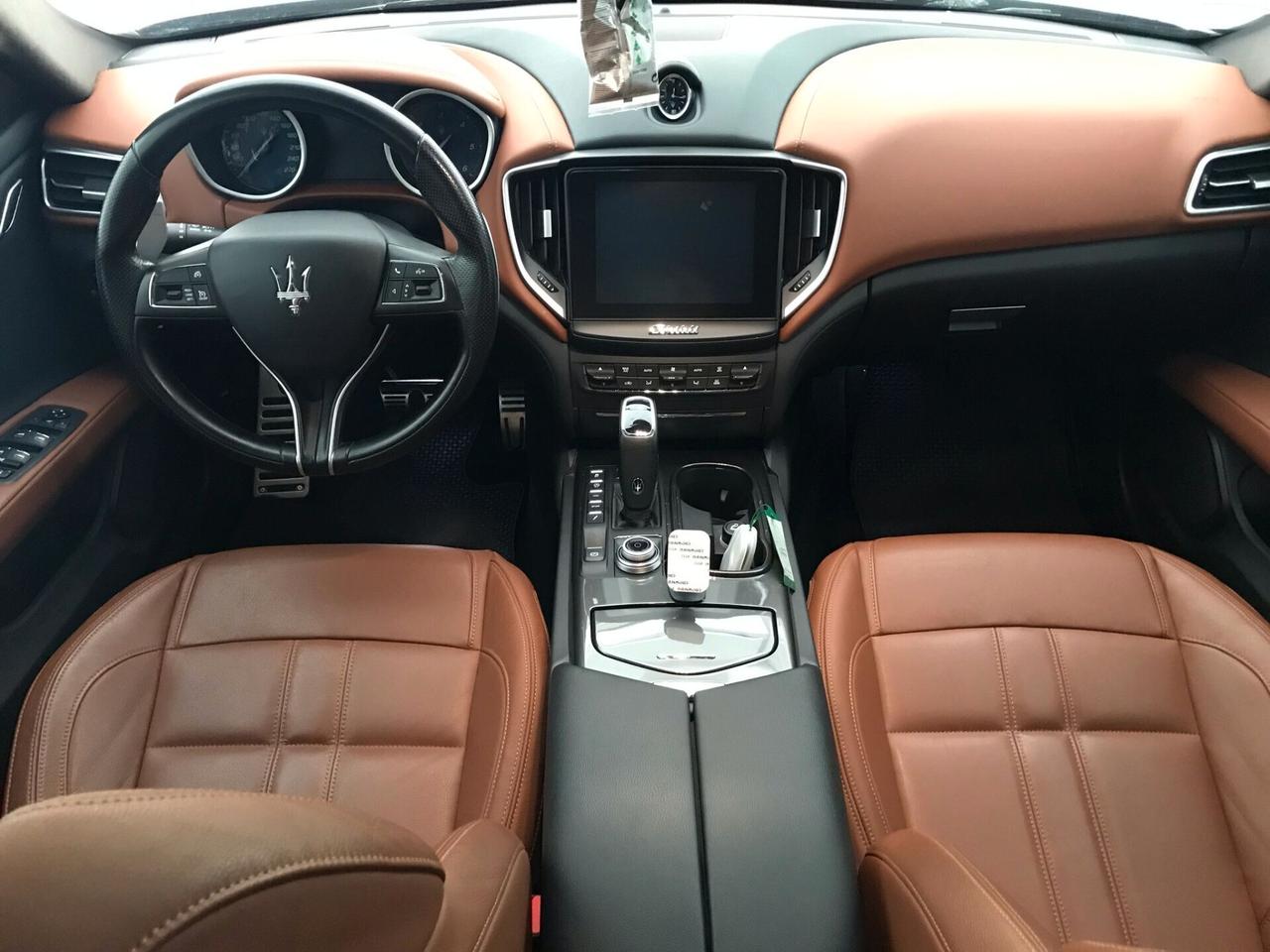 Maserati Ghibli V6 Diesel 250CV Gransport 12/2020