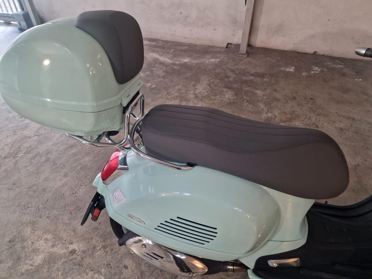 Vespa 310 GTS hpe