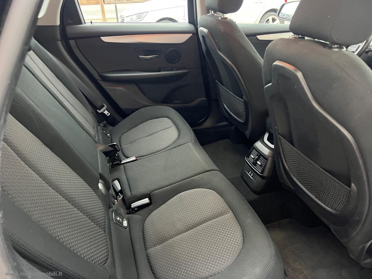 BMW 218d Active Tourer Business AUTOMATICO SOLO KM.114000