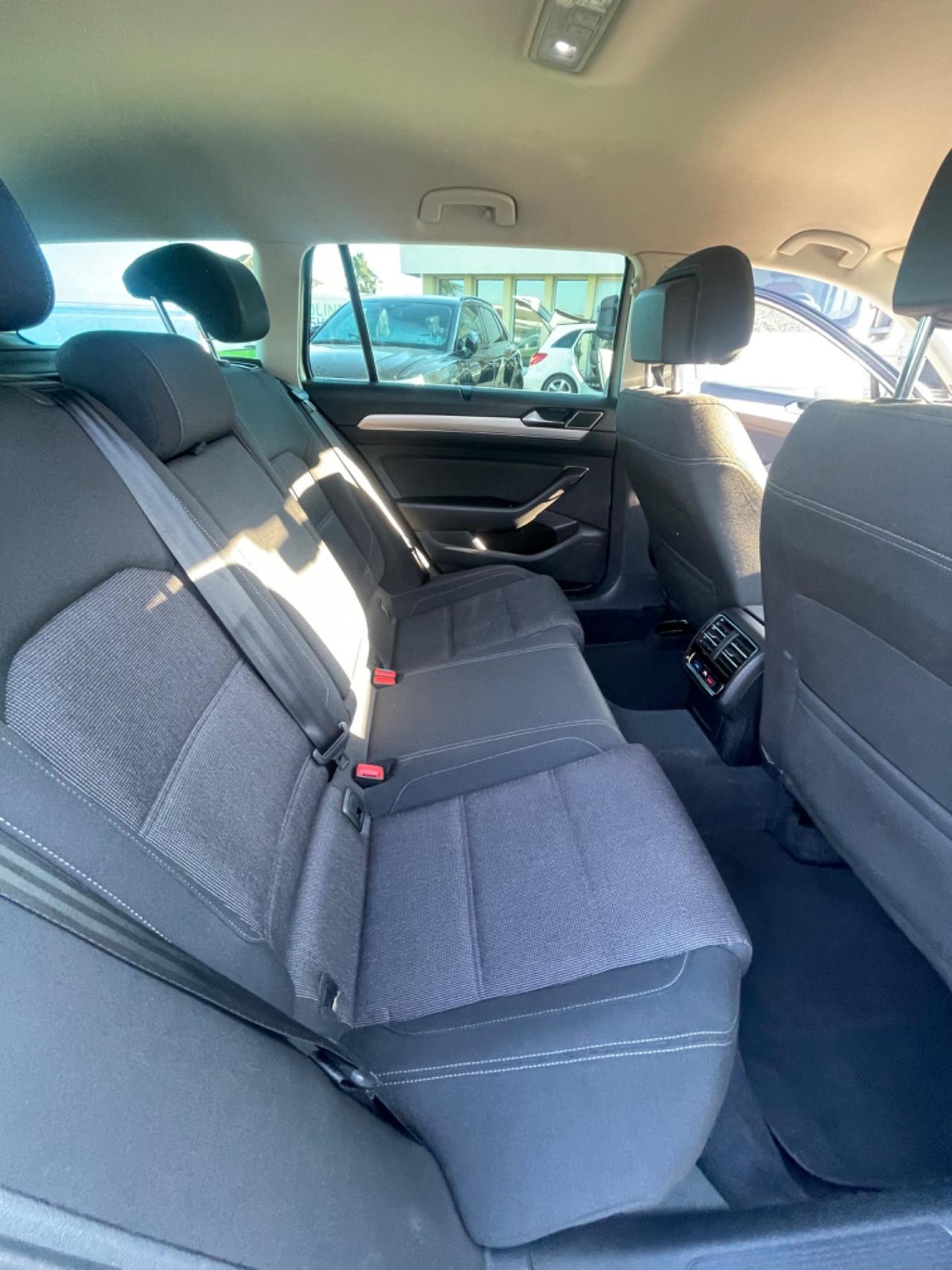 Volkswagen Passat 2.0 TDI Comfortline BlueMotion Technology