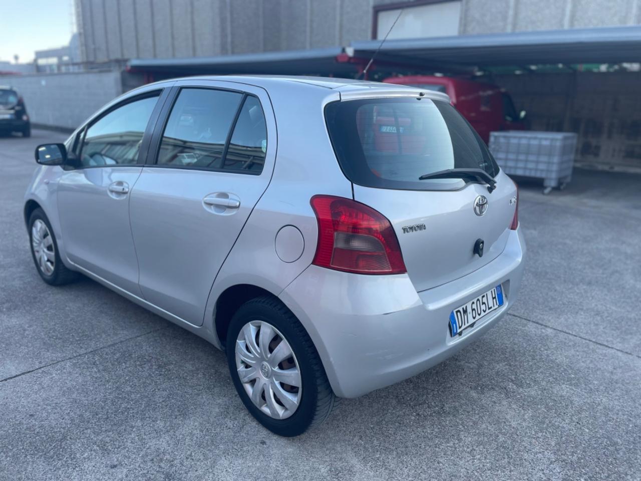 Toyota Yaris 1.3 5 porte