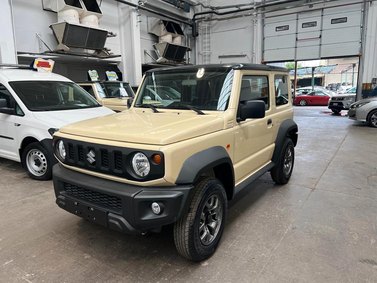 Suzuki Jimny 1.5 5MT 4 POSTI 4X4