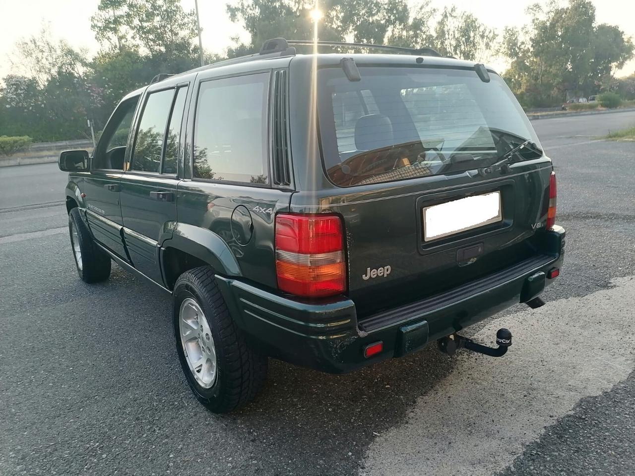 Jeep Grand Cherokee ZJ 5.2 v8 GPL