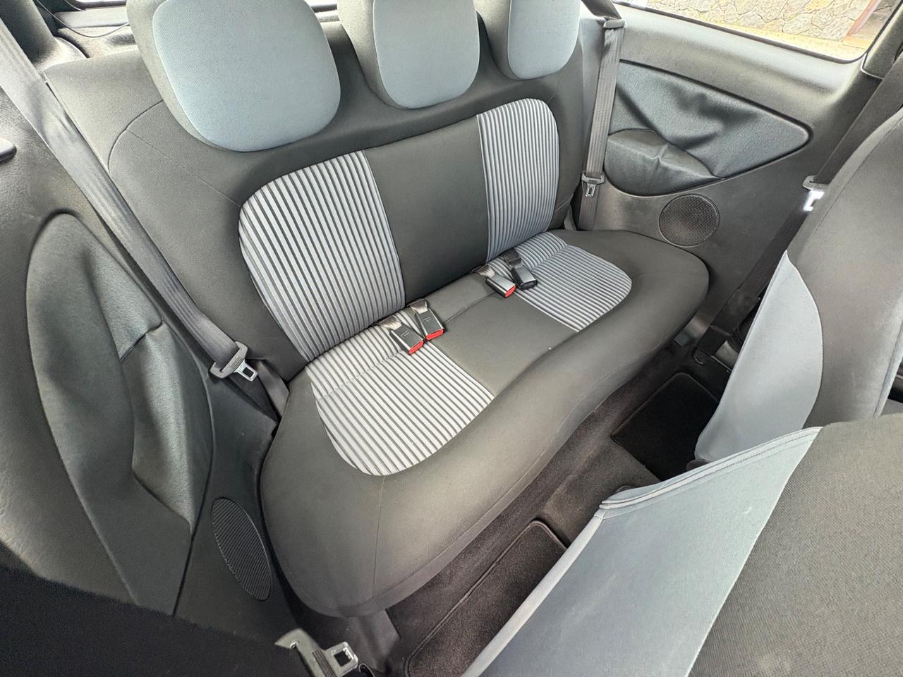 Lancia Ypsilon 1.2 Oro Neopatentati