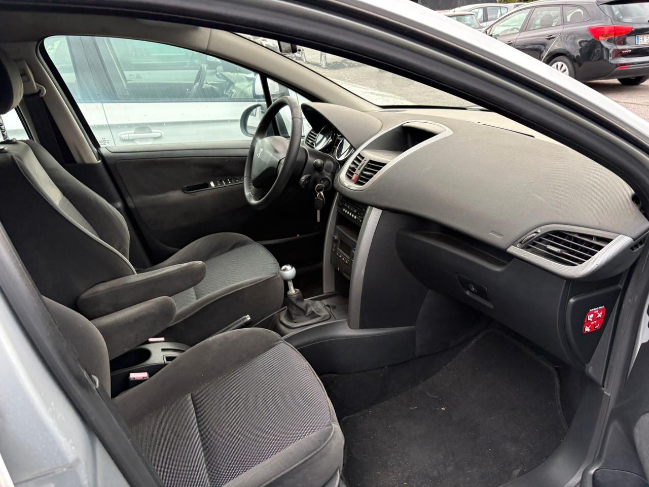 Peugeot 207 1.4 DIESEL