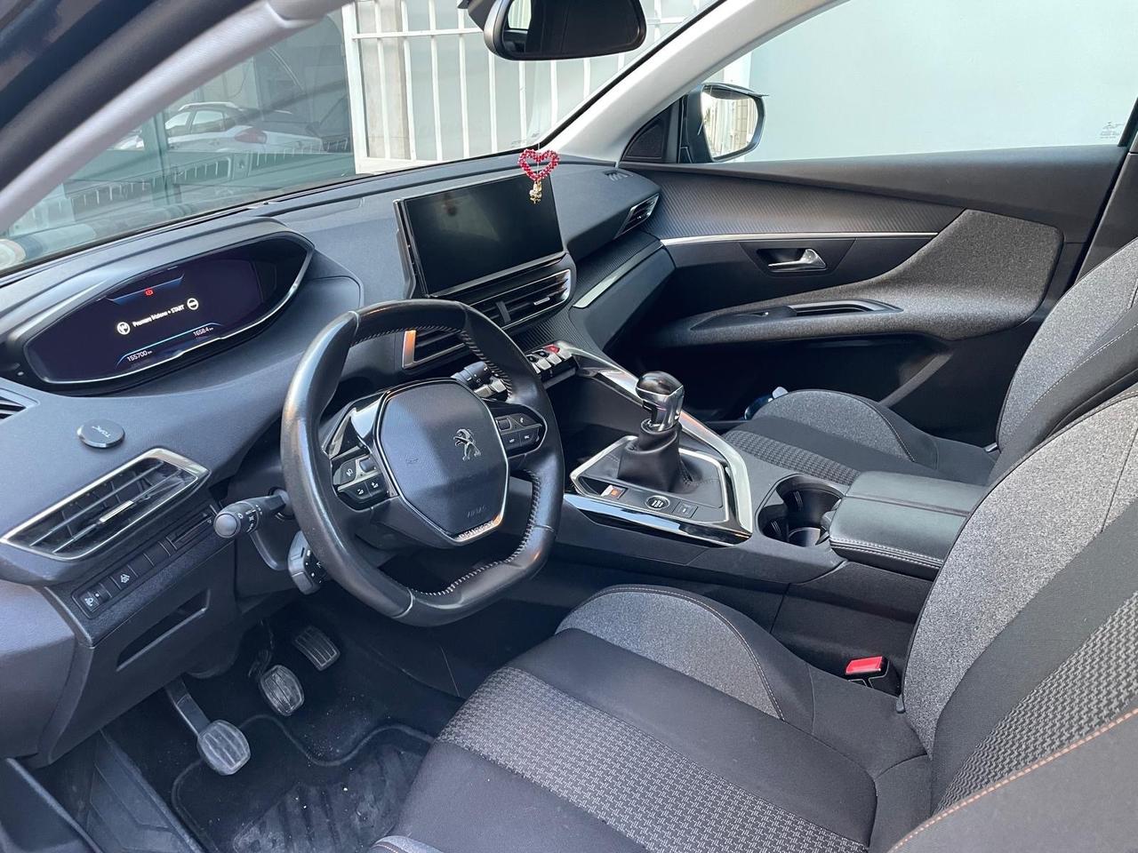 Peugeot 3008 BlueHDi 130 S&S Allure