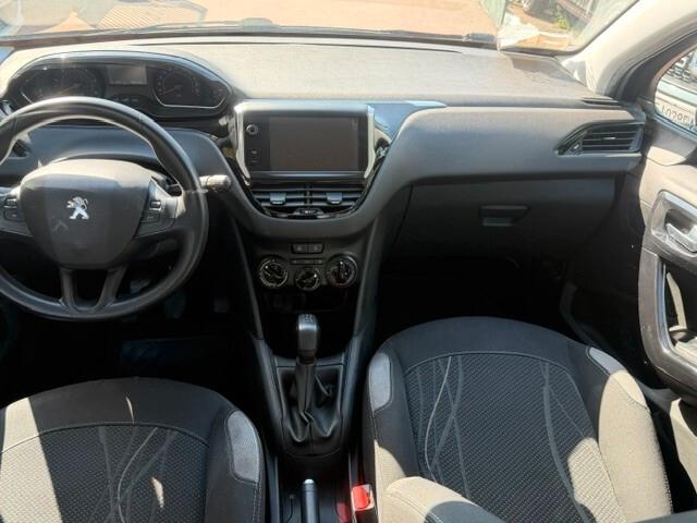 Peugeot 208 1.4 HDi 68 CV 5 porte Allure