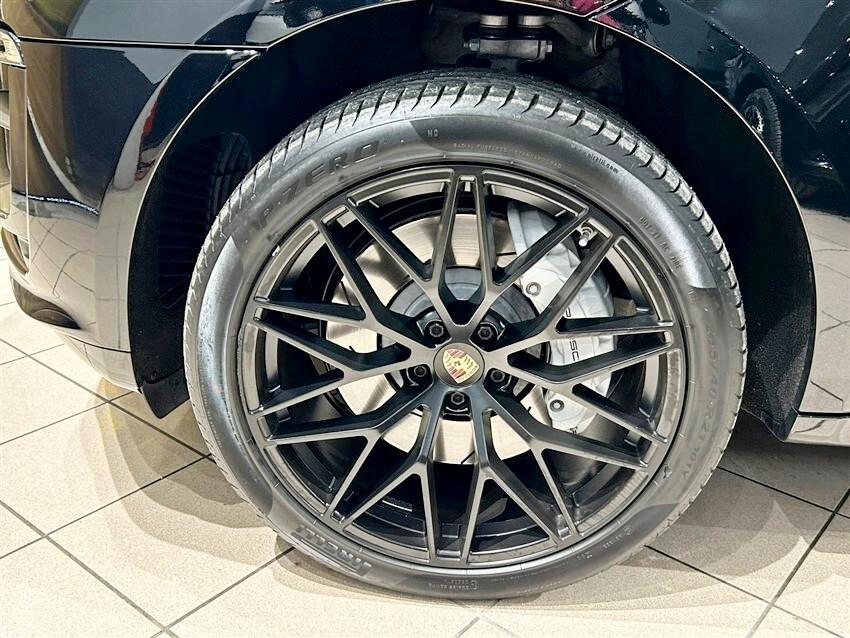 Porsche Macan 2.9 Turbo