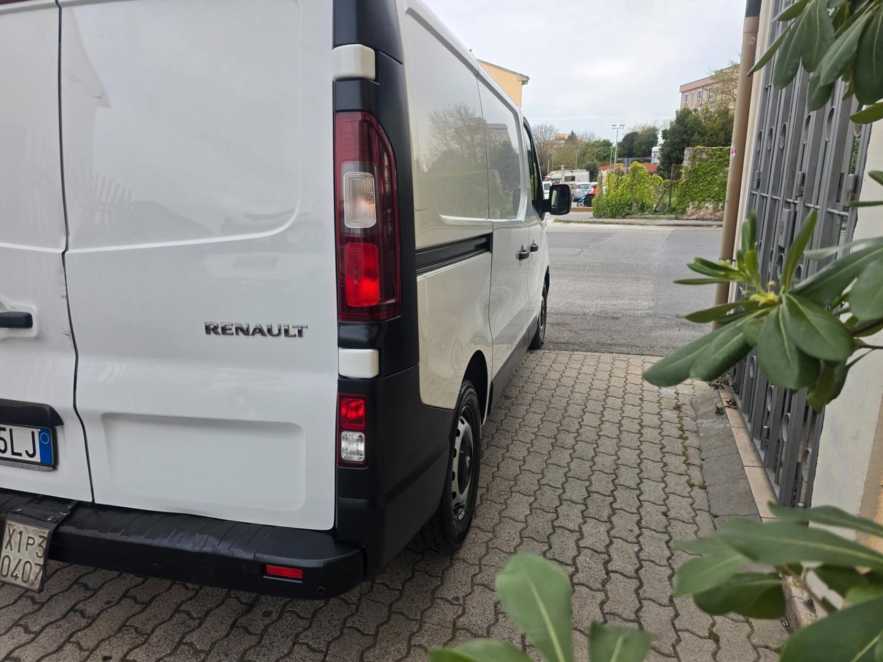Renault Trafic BluedCi 110CV PL-TN Authentic