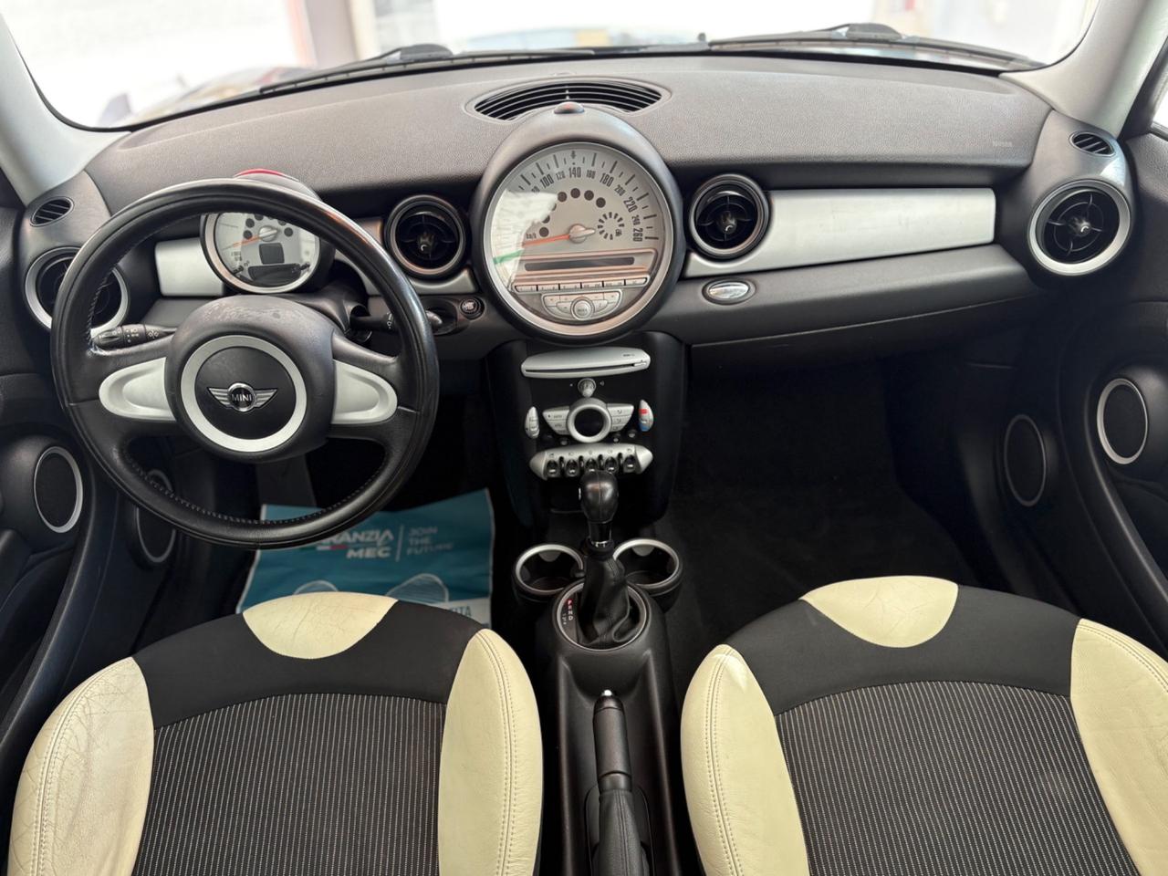 Mini Mini 1.6 16V Cooper D 50 Mayfair