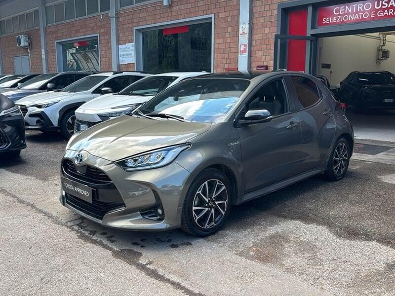 Toyota Yaris Hybrid Lounge MY21