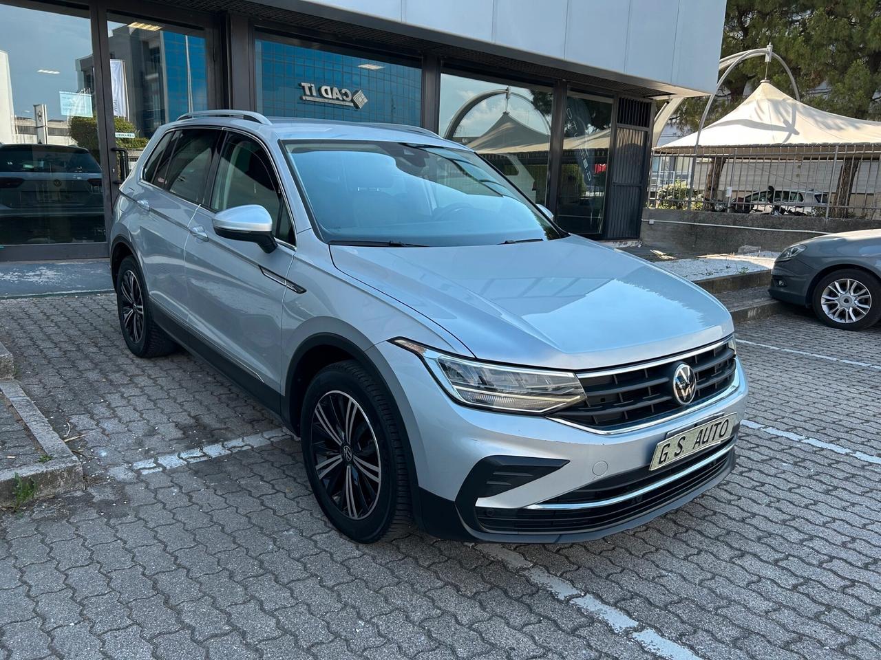 Volkswagen Tiguan 2.0 tdi Life 150cv dsg