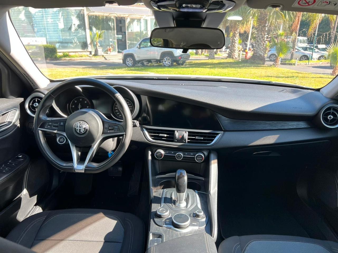 Alfa Romeo Giulia 2.2 Turbodiesel 160 CV AT8 Business