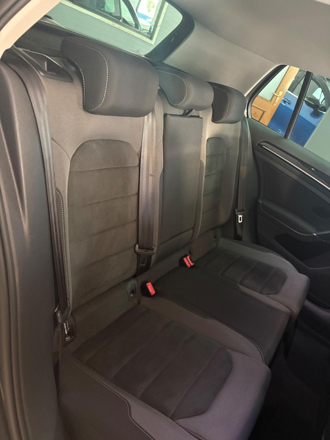 Volkswagen Golf 1.5 TGI DSG 5p. Executive BlueMotion Technology