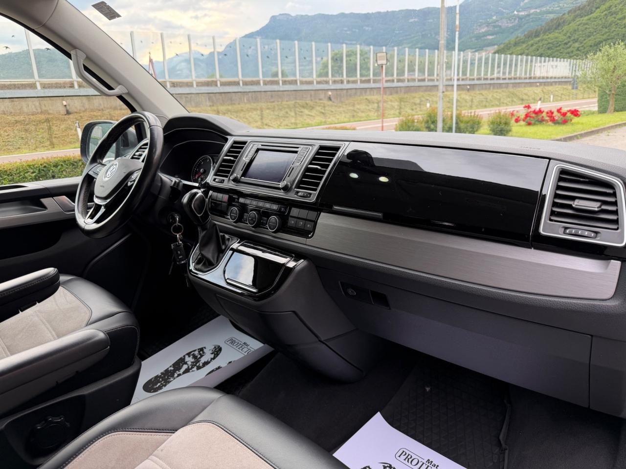 Volkswagen Multivan T6 - DSG 4Motion Highline FULL