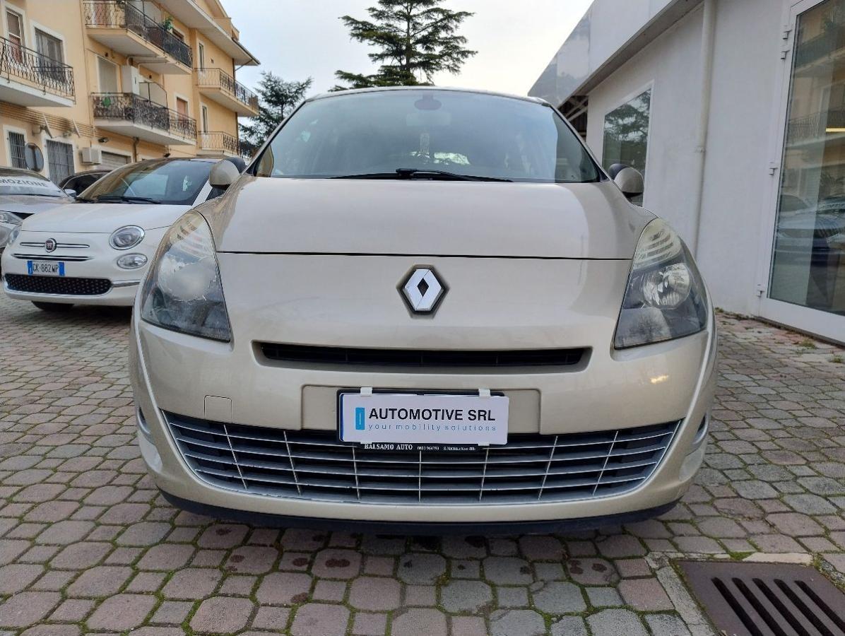 RENAULT - Scénic - 1.5 dCi 110CV 7 POSTI