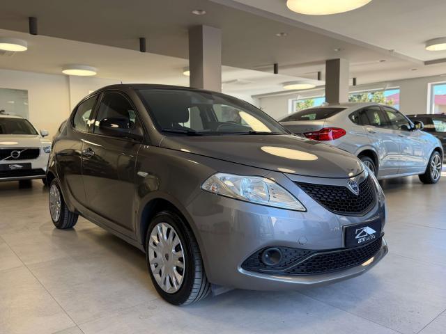 Lancia Ypsilon 1.2 Gold