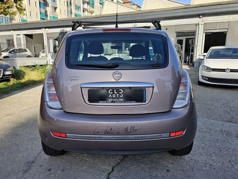 Lancia Ypsilon Ypsilon 1.4 8v Argento ecochic Gpl