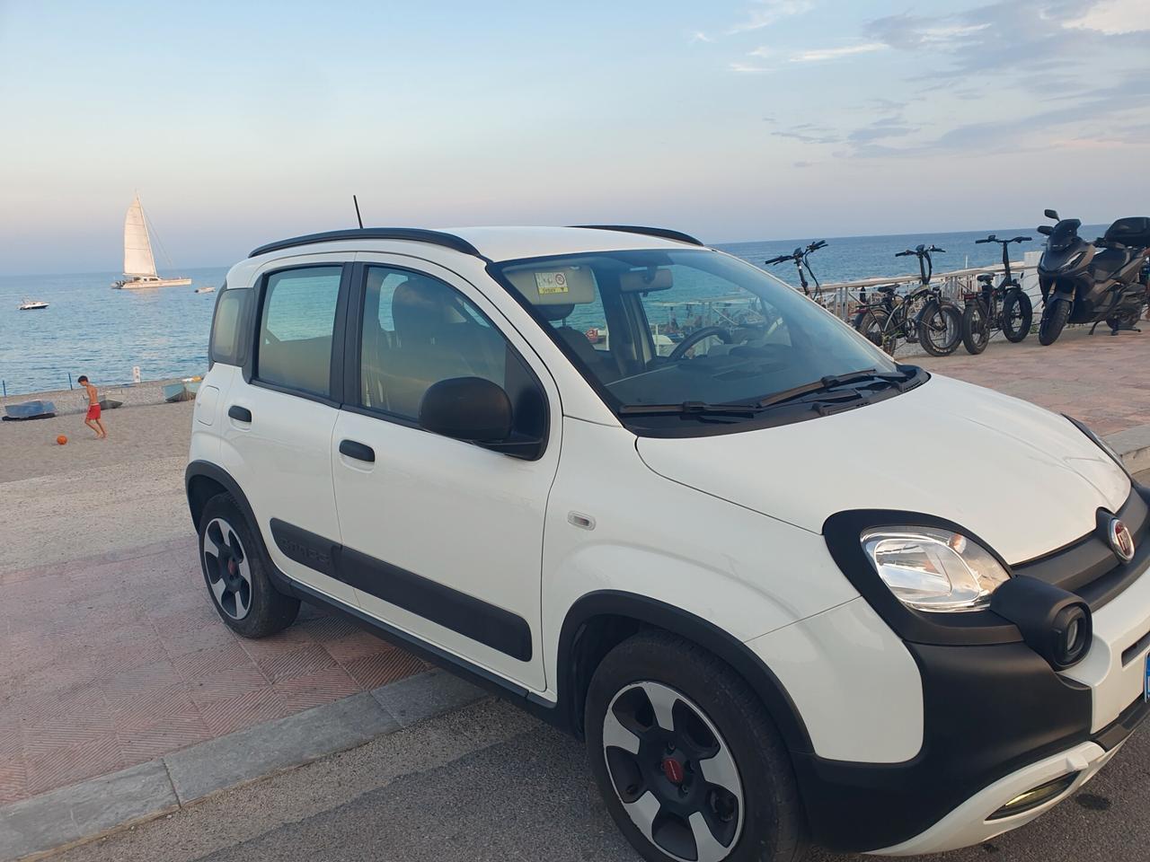 Fiat Panda 1.0 FireFly S&S Hybrid City Cross