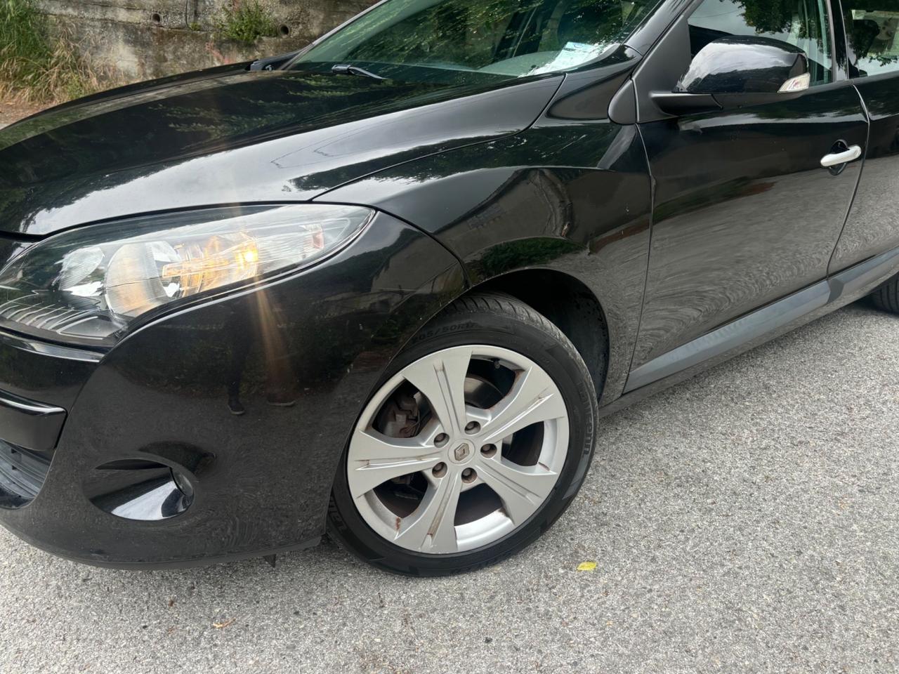 Renault Megane Mégane 1.5 dCi 110CV EDC SporTour Attractive