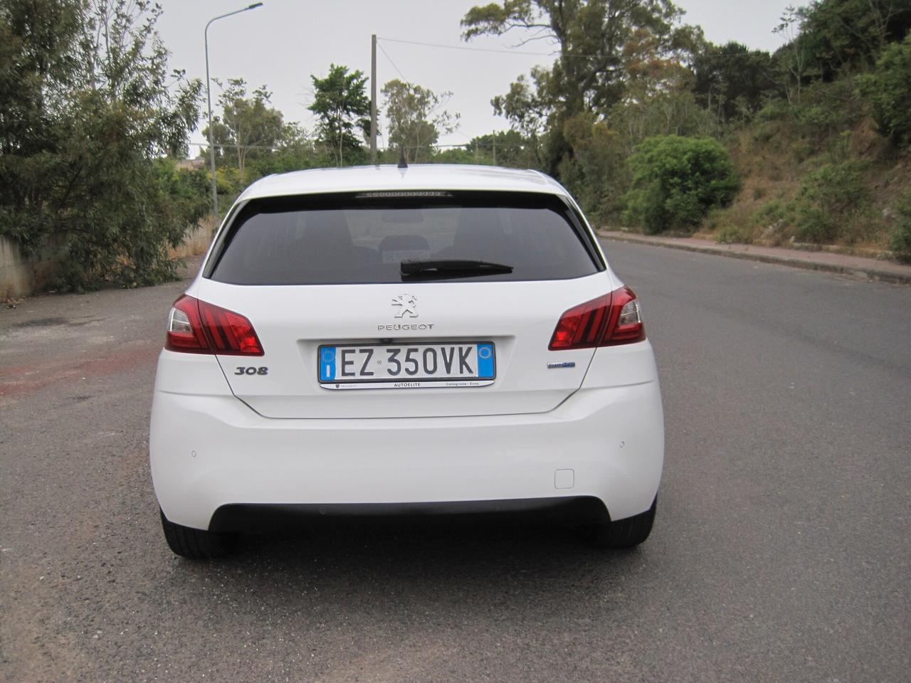 Peugeot 308 BlueHDi 120 S&S Allure