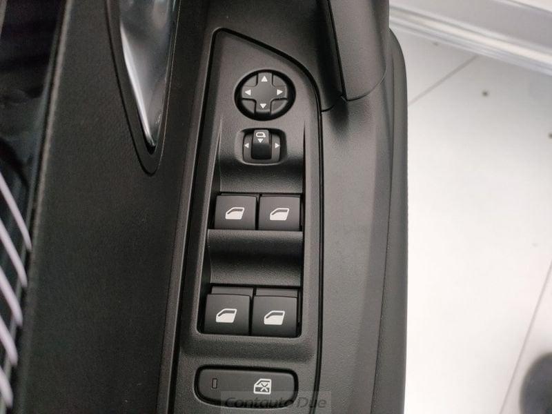 Peugeot 2008 2008 1.2 hybrid Allure 145cv e-dcs6