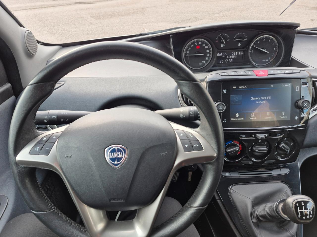 Lancia Ypsilon 1.0 FireFly 5 porte S&S Hybrid Ecochic Gold