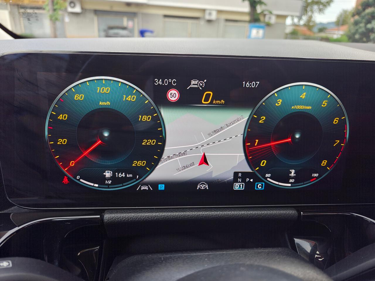 Mercedes-benz GLA 200 Automatic Premium