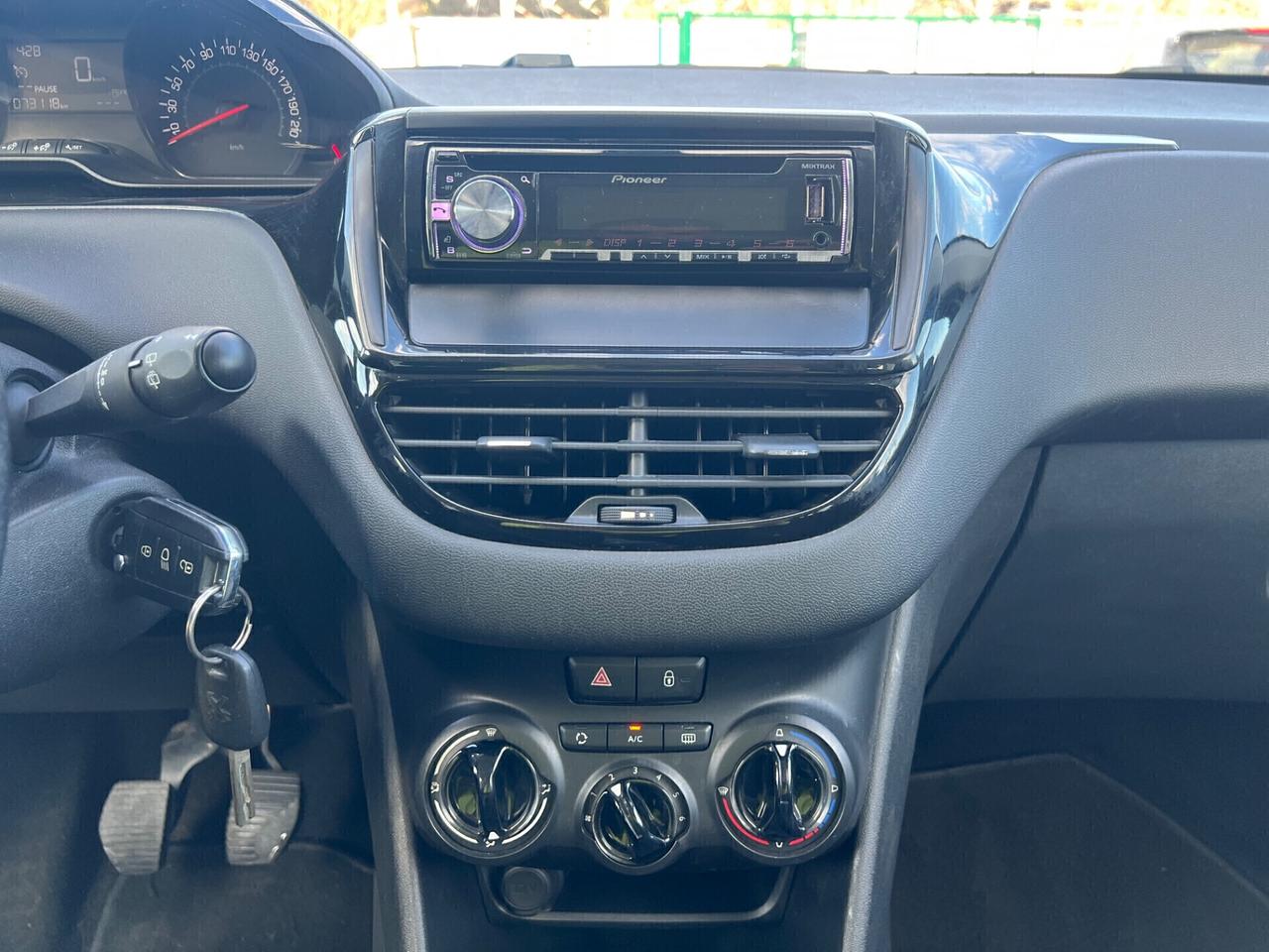 Peugeot 208 1.0 “ 70 Mila Km CERTIFICATI “