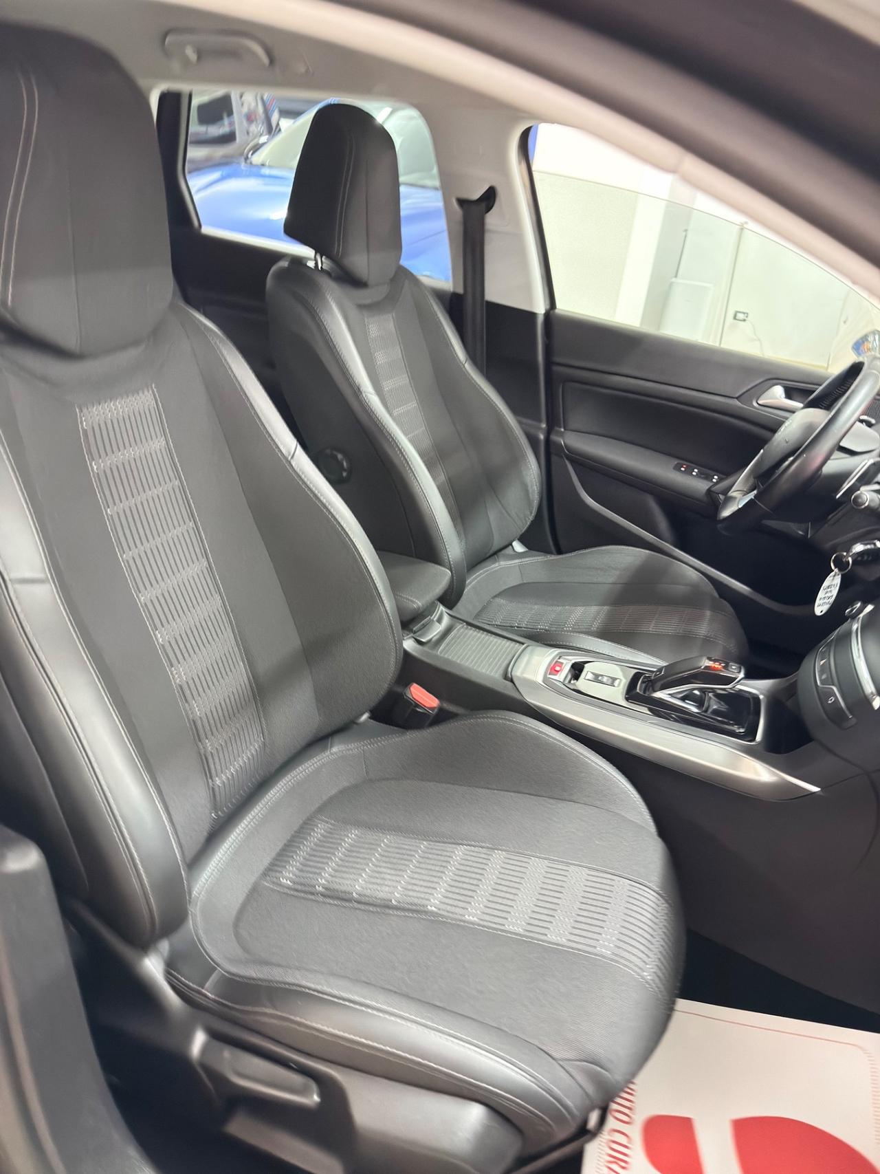 Peugeot 308 BlueHDi 120 S&S EAT6 SW Allure