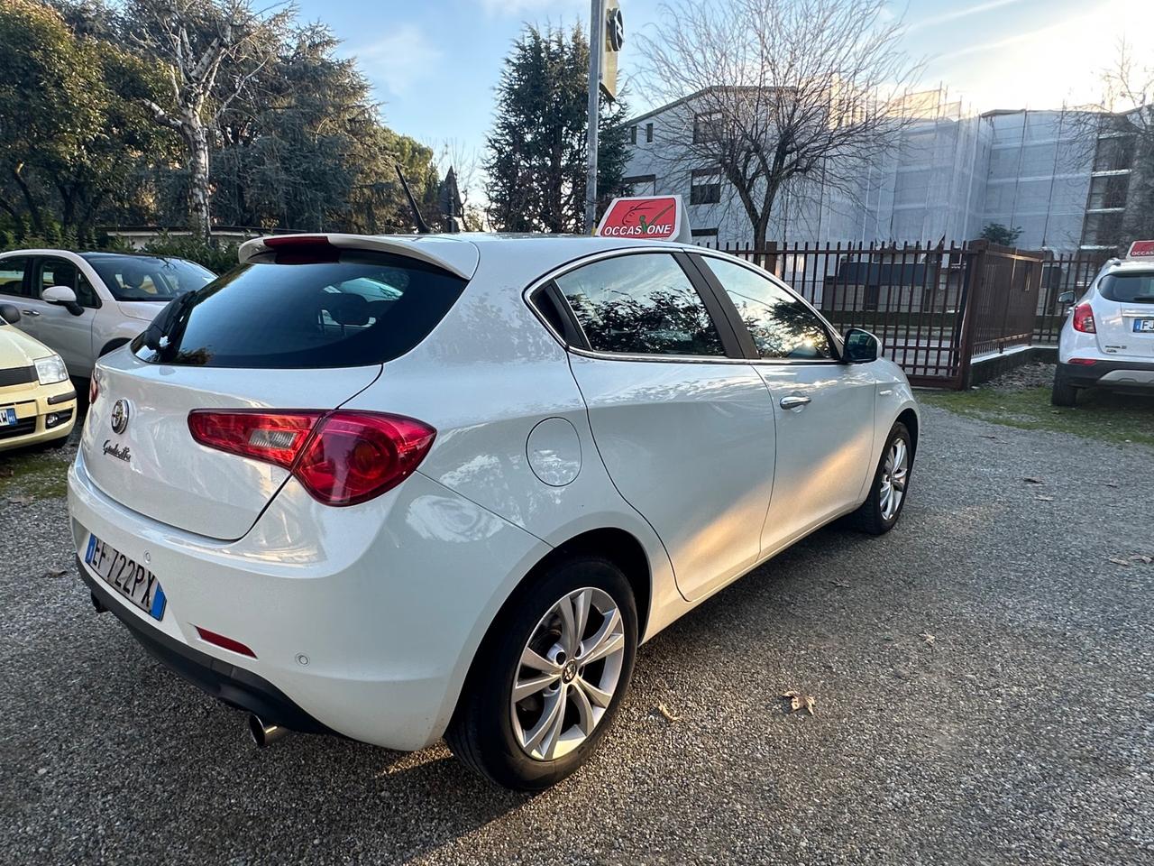 Alfa Romeo Giulietta 2.0 JTDm-2 140 CV Distinctive