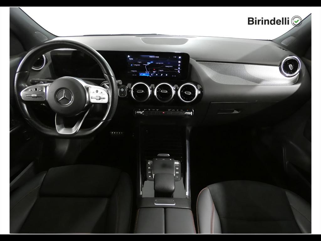 Mercedes-Benz GLA (H247) - GLA 180 d Automatic Premium