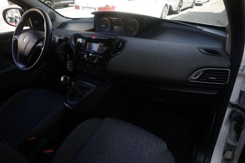 Lancia Ypsilon Lancia Ypsilon 1.0 FireFly 70cv S&S Hybrid SILVER 51KW ANNO 2022