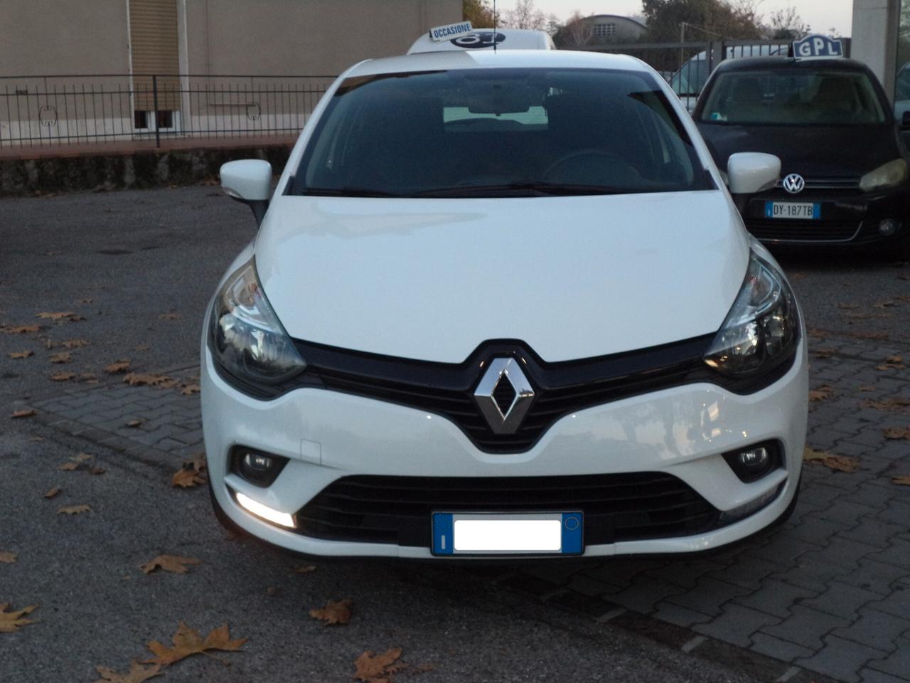 Renault Clio TCe 12V 75 CV 5 porte Generation OK NEOPATENTATI