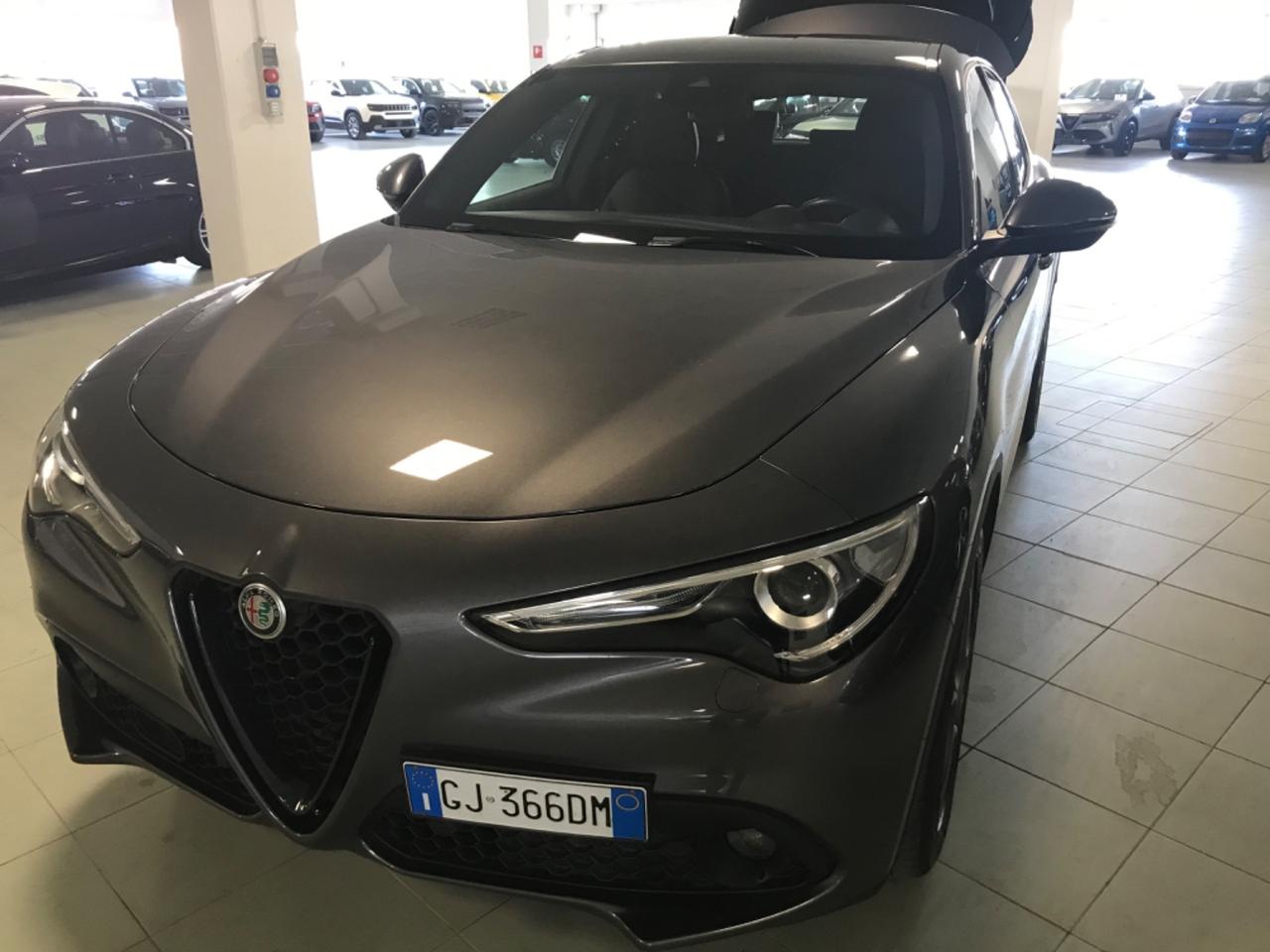 Alfa Romeo Stelvio 2.2 Turbodiesel 160 CV AT8 RWD Sprint