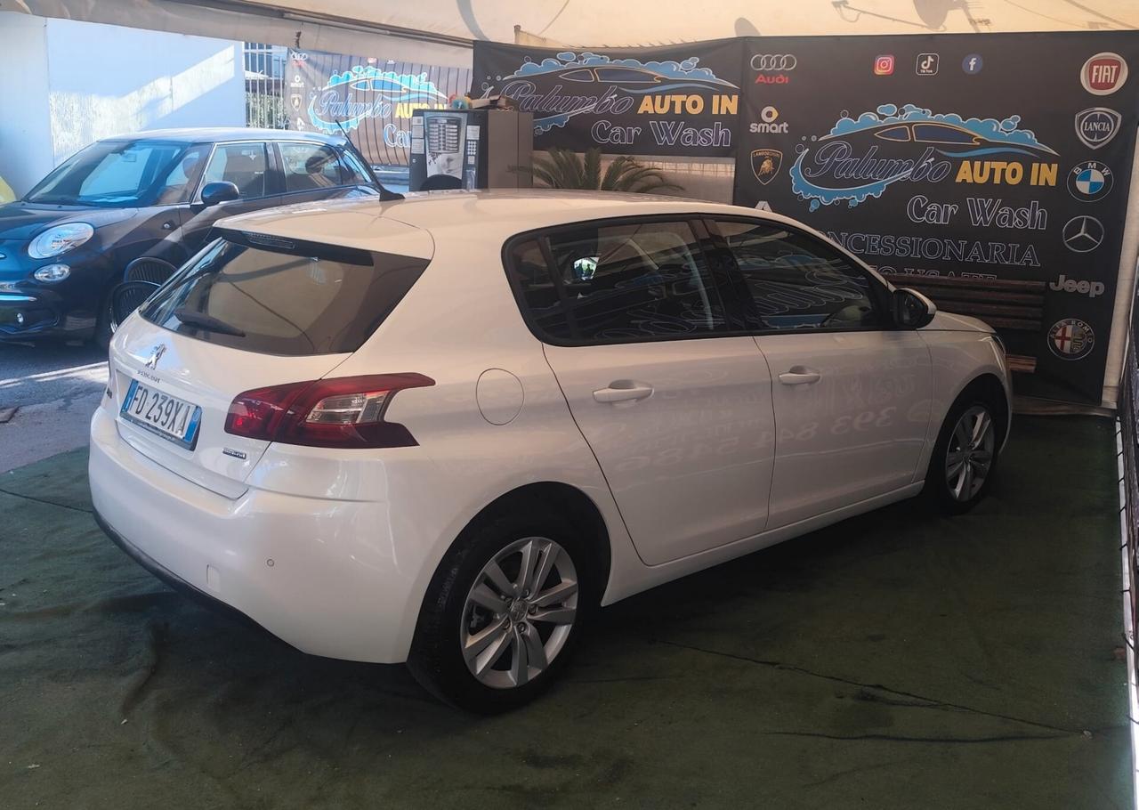 Peugeot 308 BlueHDi 120 S&S Business