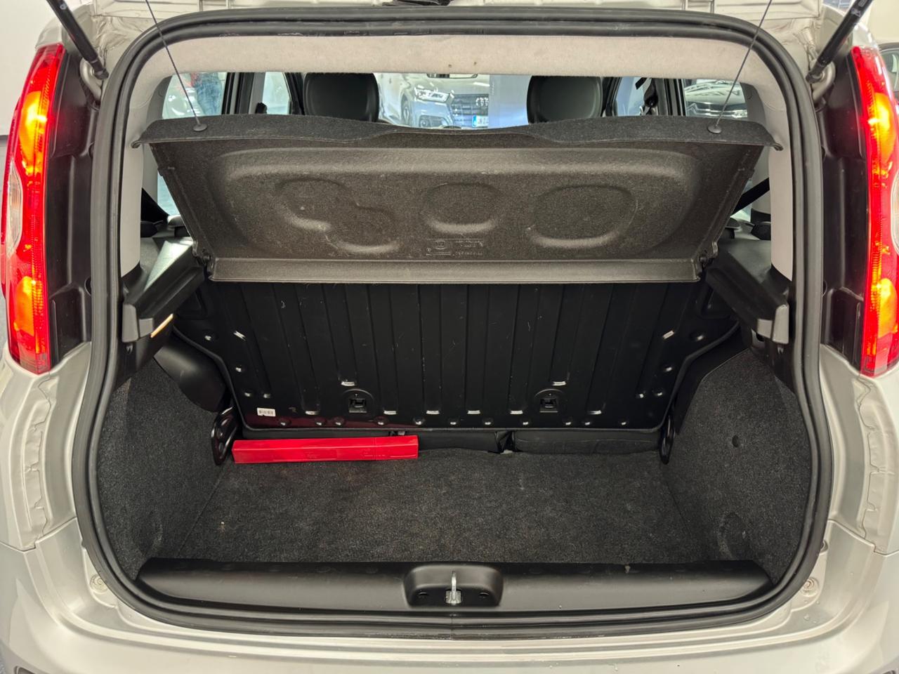 Fiat Panda 1.2 Lounge DISTRIBUZIONE NUOVA!!