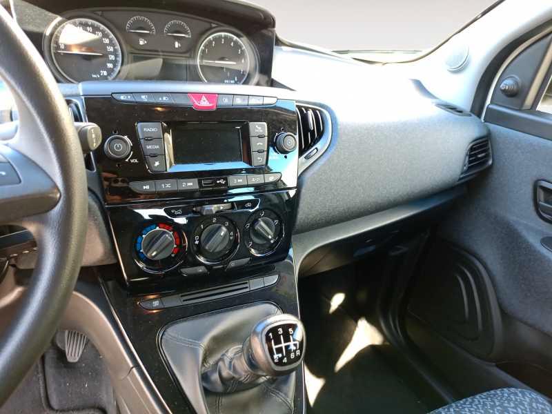 LANCIA Ypsilon 1.0 firefly hybrid Silver s&s 70c