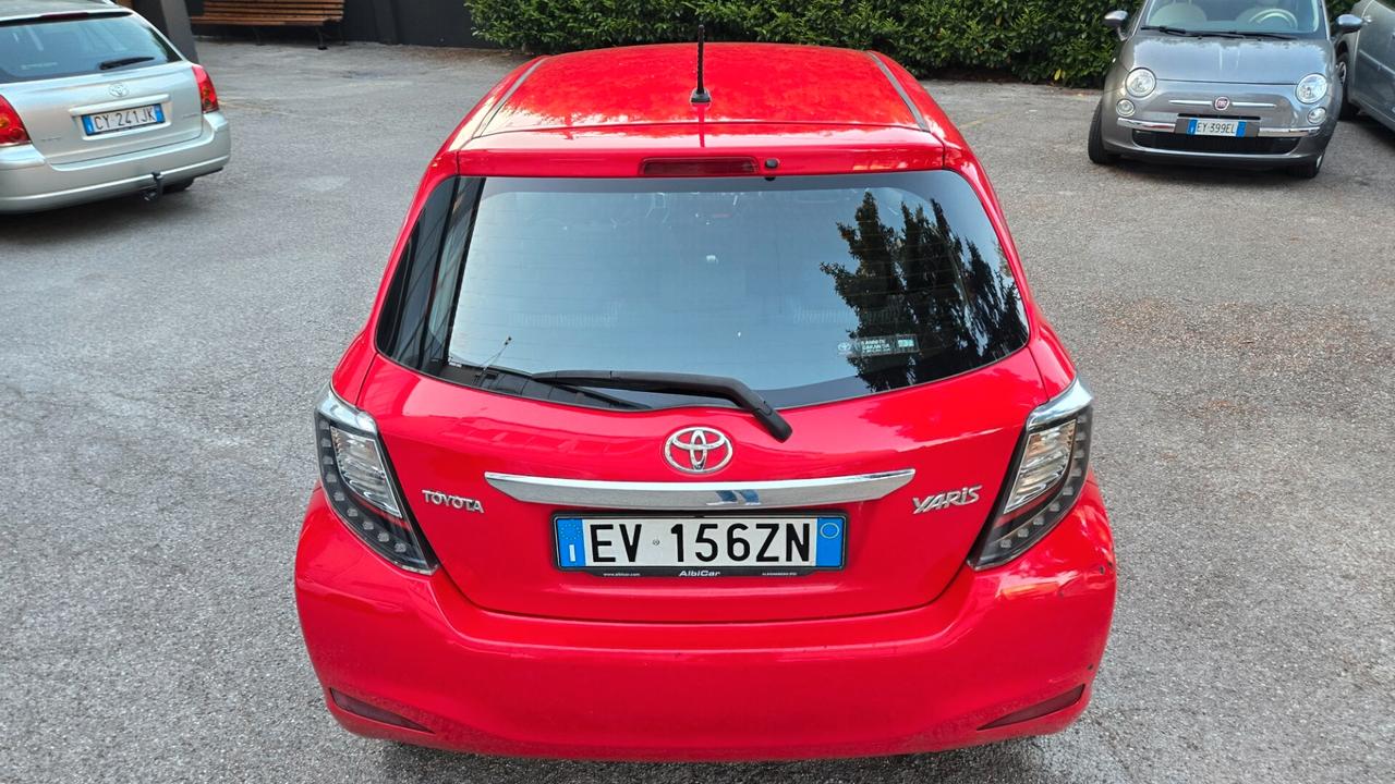 Toyota Yaris 1.0 5 porte Lounge