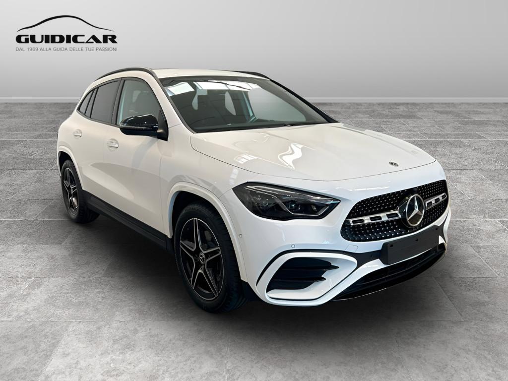 Mercedes-Benz GLA 200 d automatic