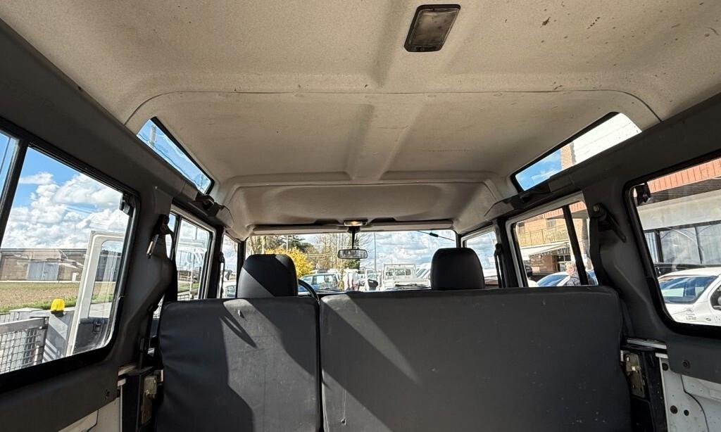 Land Rover Defender 110 2.5 Td5 cat Station Wagon SE