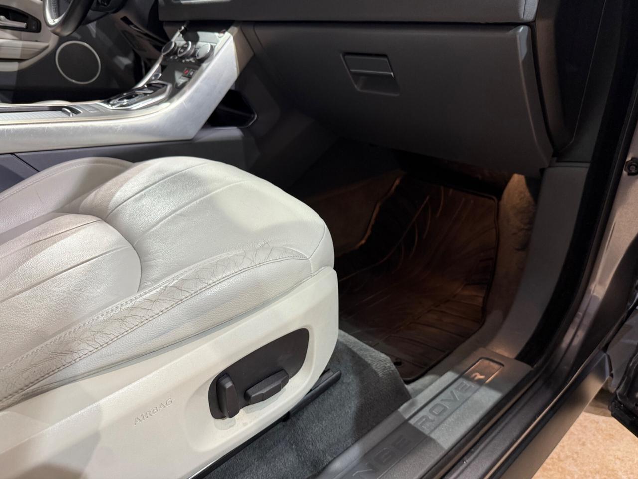 Land Rover Range Evoque 2.0 TD4 150 CV 5p. SE