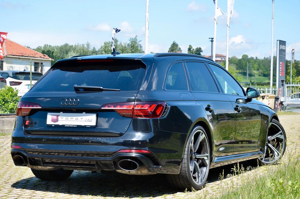 AUDI RS4 AVANT 2.9 TFSI QUATTRO 450cv TIPTRONIC, GARANZIA AUDI 9/27, CARBOCERAMICA, TETTO, B&O, DYNAMIC PLUS, MATRIX, 20", PERMUTE