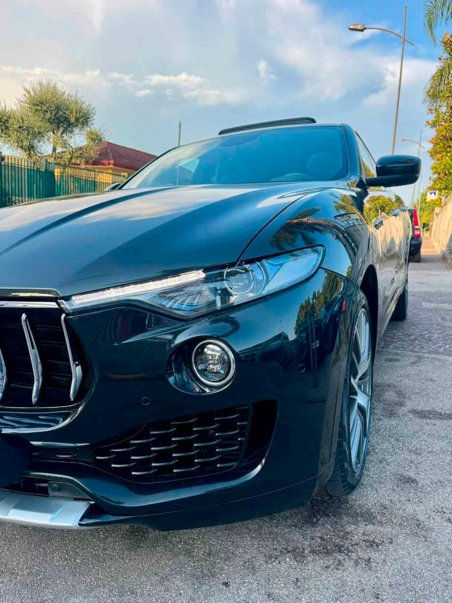 Maserati Levante 3.0 Diesel 275 CV AWD