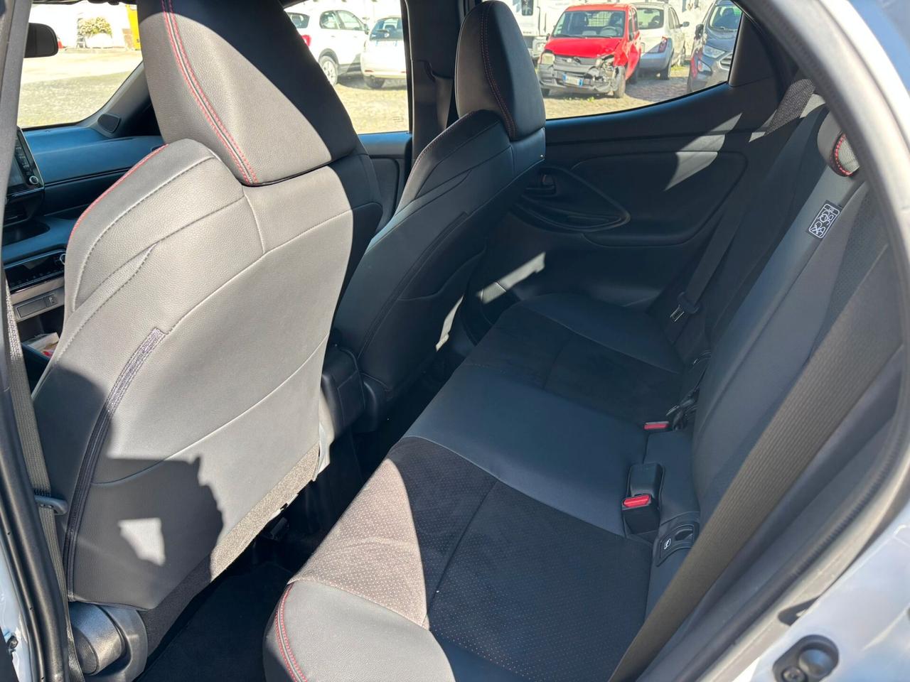 Toyota Yaris 1.5 Hybrid 5 porte GR Sport